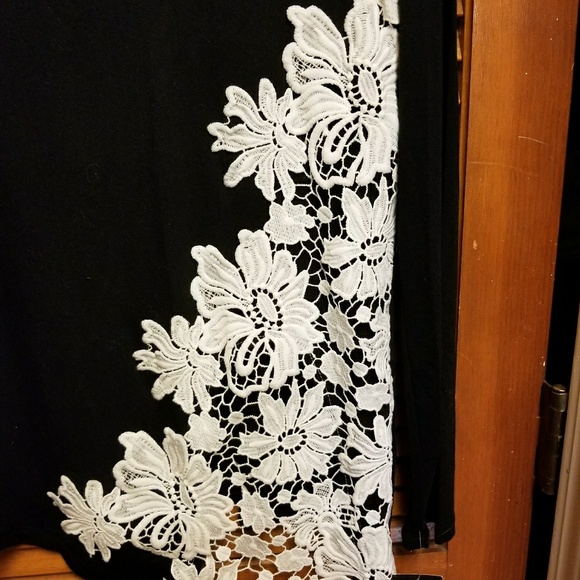 Inc top size small - Picture 6 of 8